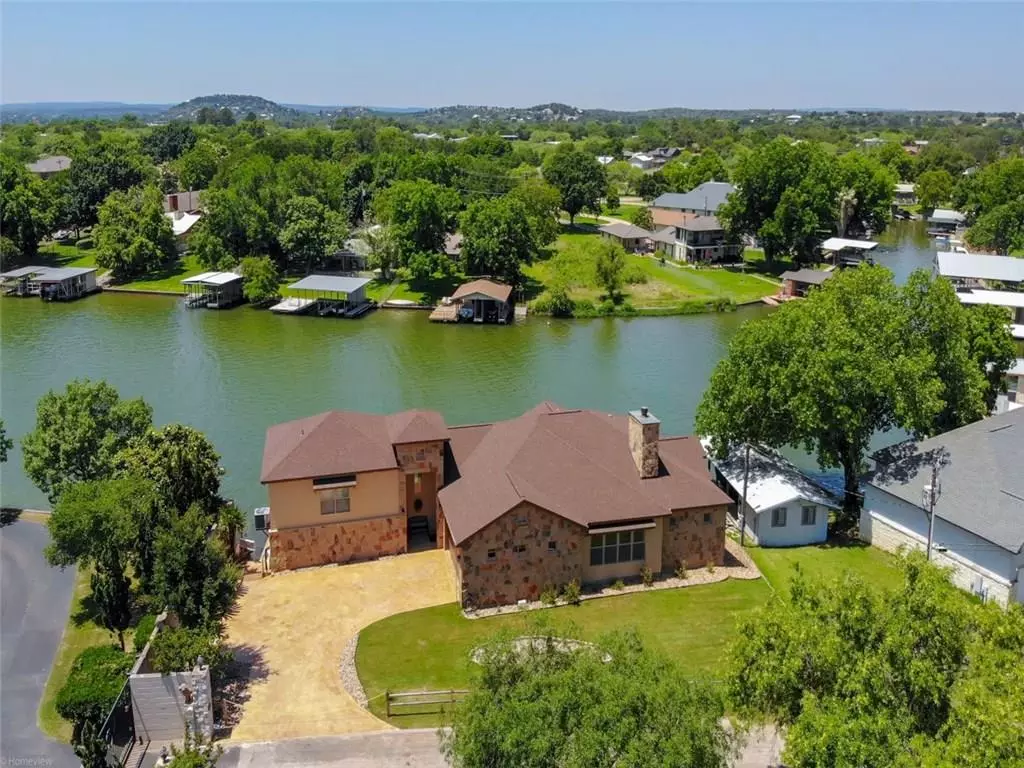 Sunrise Beach, TX 78643,336 Park LN