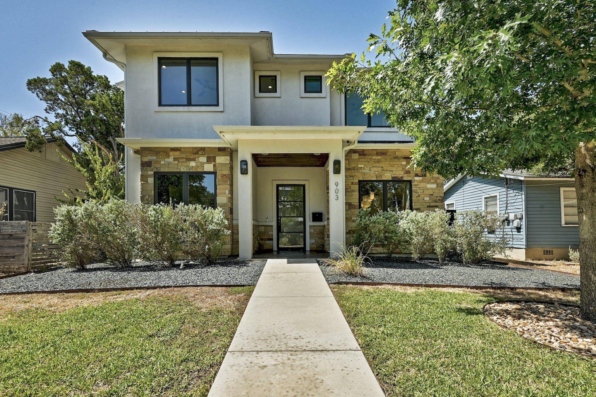 903 W Gibson ST, Austin, TX 78704