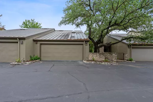 Austin, TX 78746,1821 Westlake DR #104