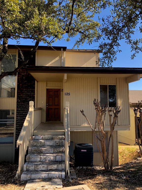 125 Comanche PT, Point Venture, TX 78645