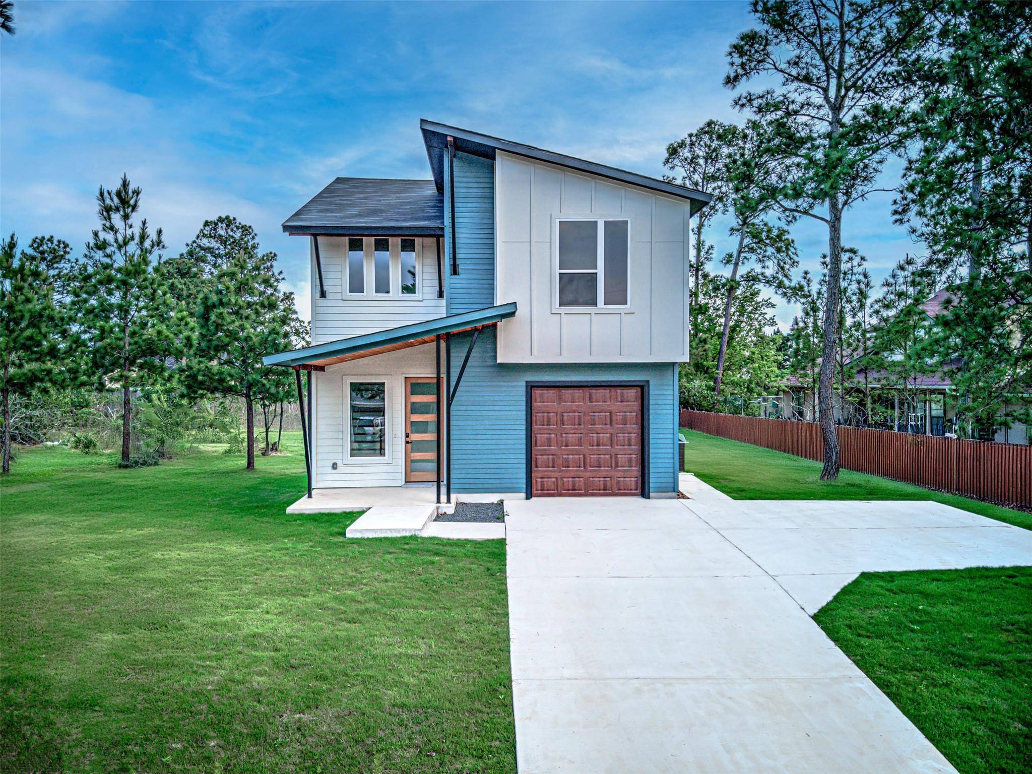 141 Awehi LN, Bastrop, TX 78602