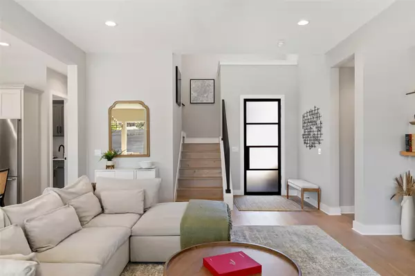 Austin, TX 78757,1507 Villanova DR