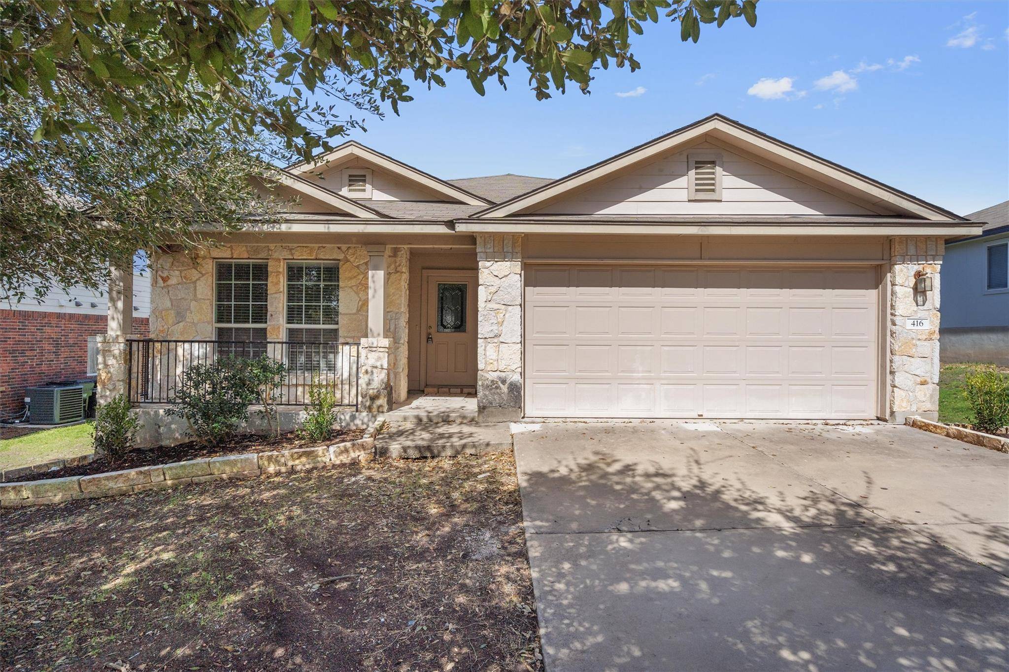 416 Buckingham DR,  Kyle,  TX 78640