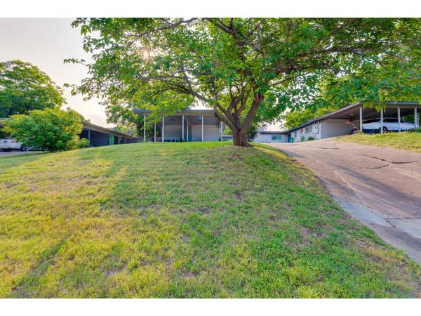 1606 Parker LN, Austin, TX 78741