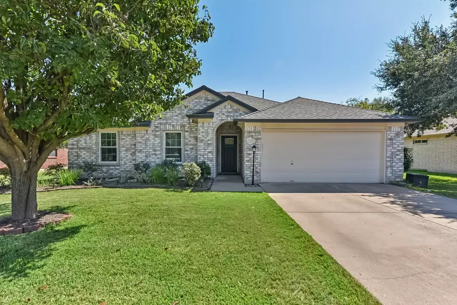 1317 Ashley DR, Round Rock, TX 78665