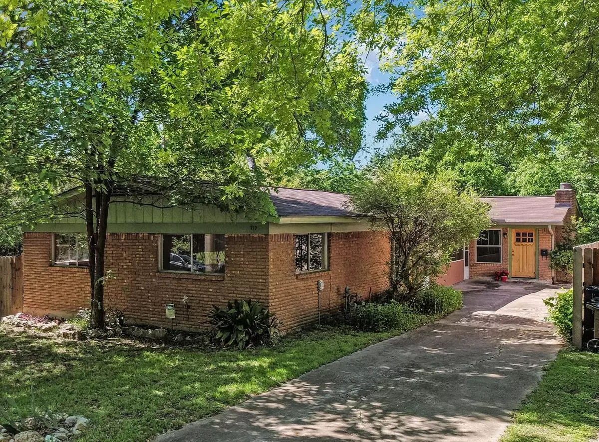 Austin, TX 78705,719 Harris Ave #A & B