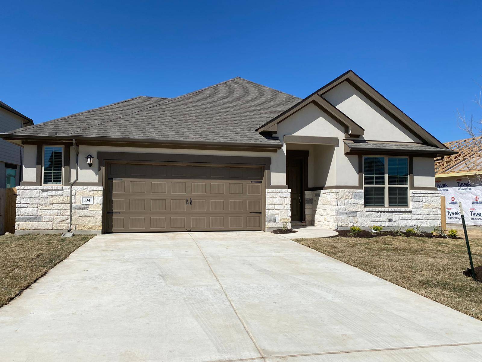 104 Stonewood LN, Georgetown, TX 78626