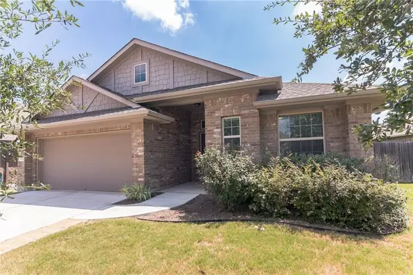 320 Lightcliff ST, Hutto, TX 78634