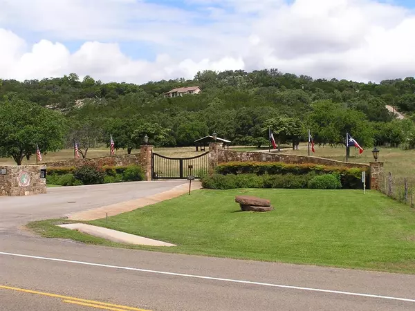 MCW3 N Wolf Creek Ranch RD, Burnet, TX 78611
