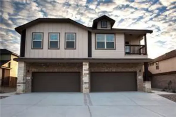 143 Lakeview CT, Kyle, TX 78640