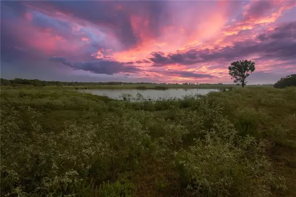 15 Acre Avery Lake Armstrong Derry RD,  Flatonia,  TX 78941