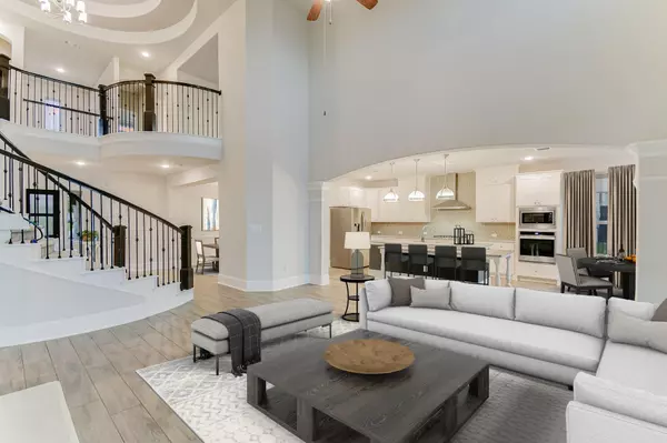 Lakeway, TX 78738,305 Coniglio CV