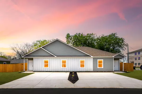 504-506 Hudson ST,  Seguin,  TX 78155