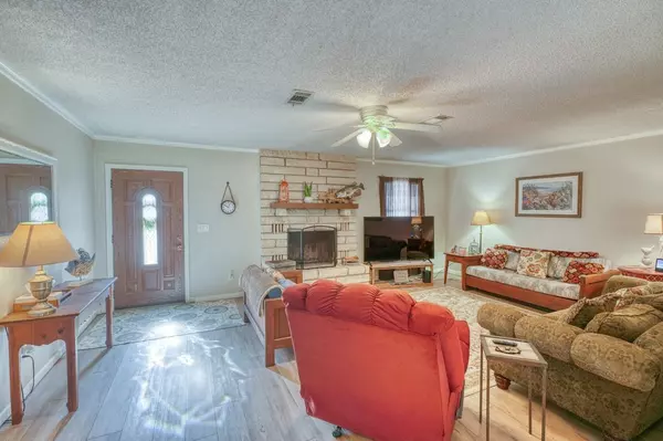 Highland Haven, TX 78654,1408 Highland Dr DR
