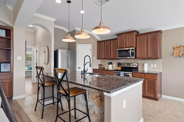 Hutto, TX 78634,206 Holman PATH