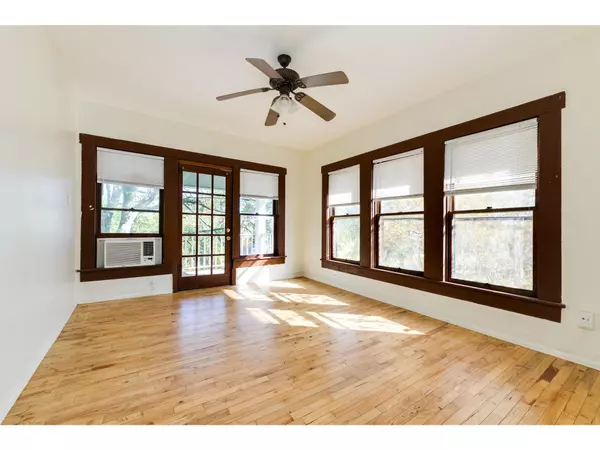 Elgin, TX 78621,106 S Avenue A S #D