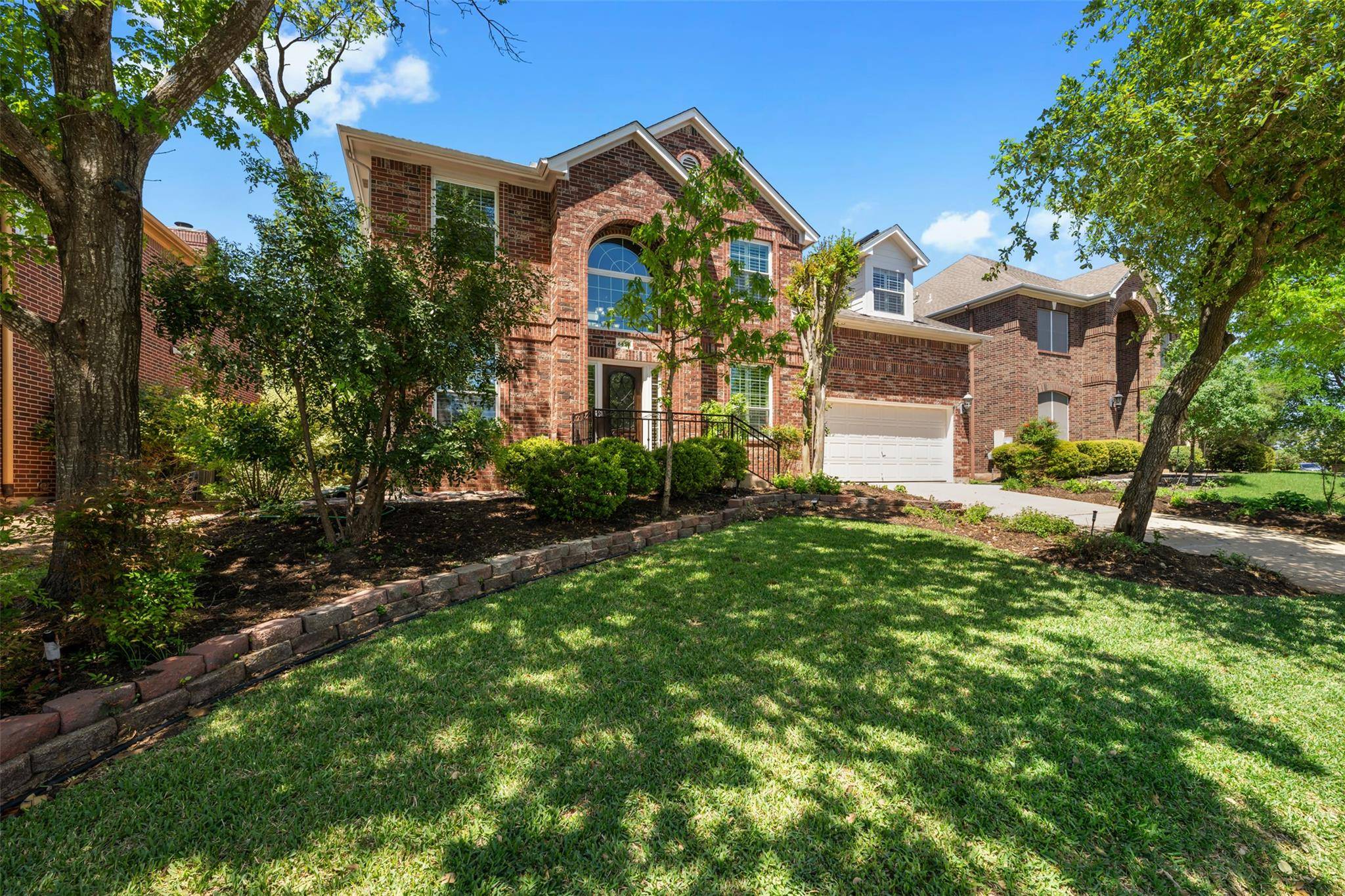 6425 Yaupon DR, Austin, TX 78759