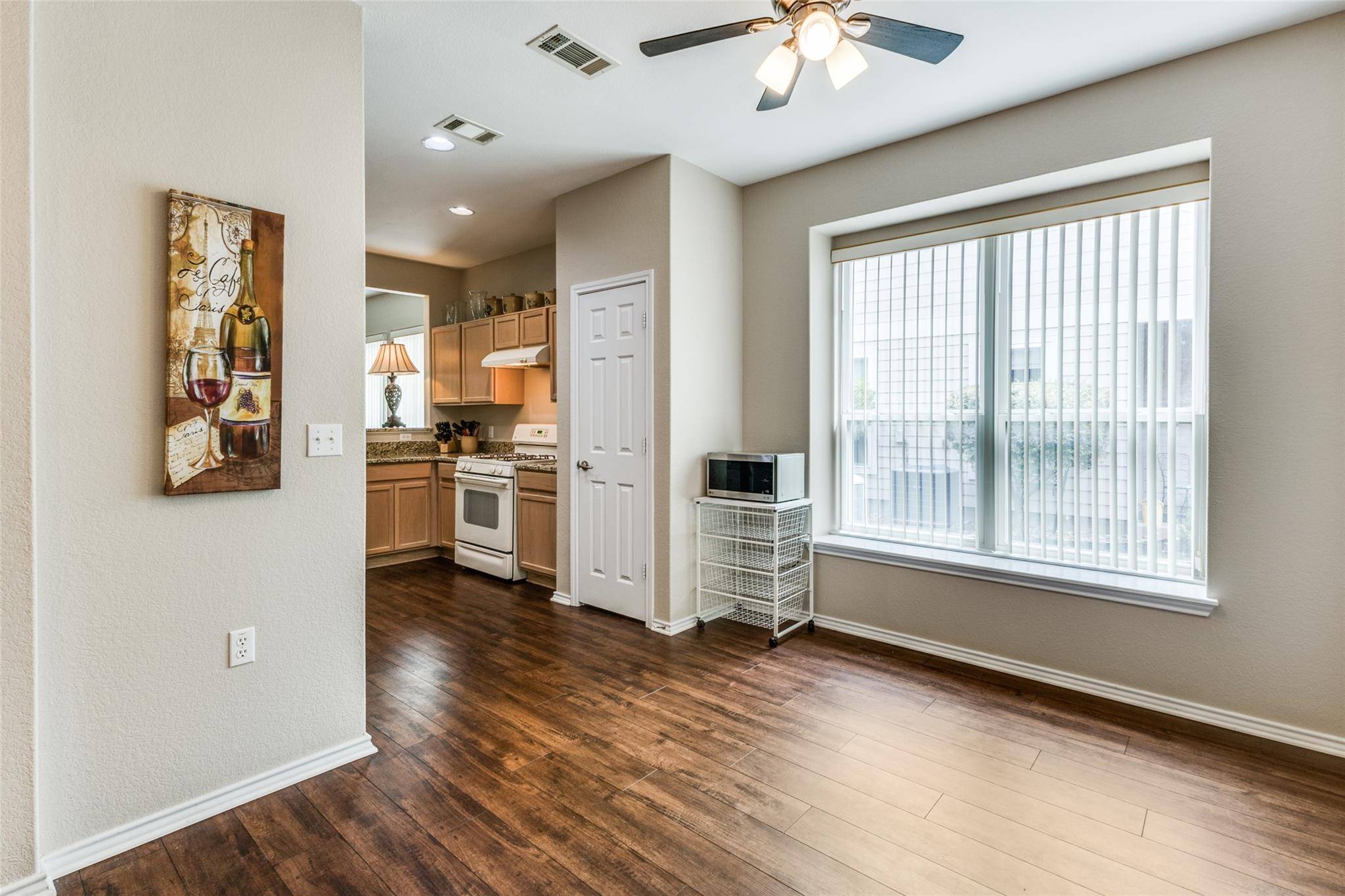 Georgetown, TX 78633,203 Essex LN