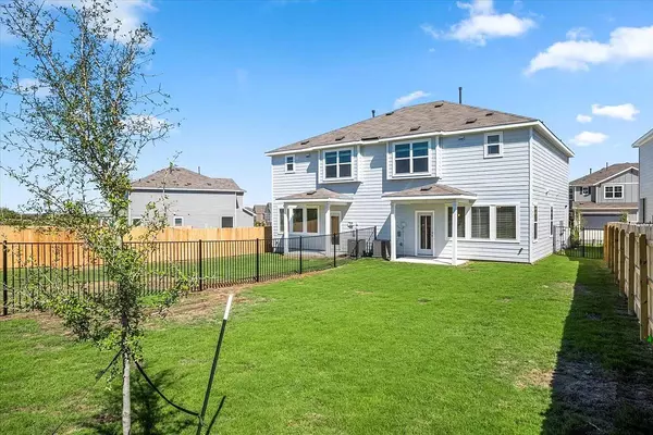 Del Valle, TX 78617,7412B Sparkling Light DR