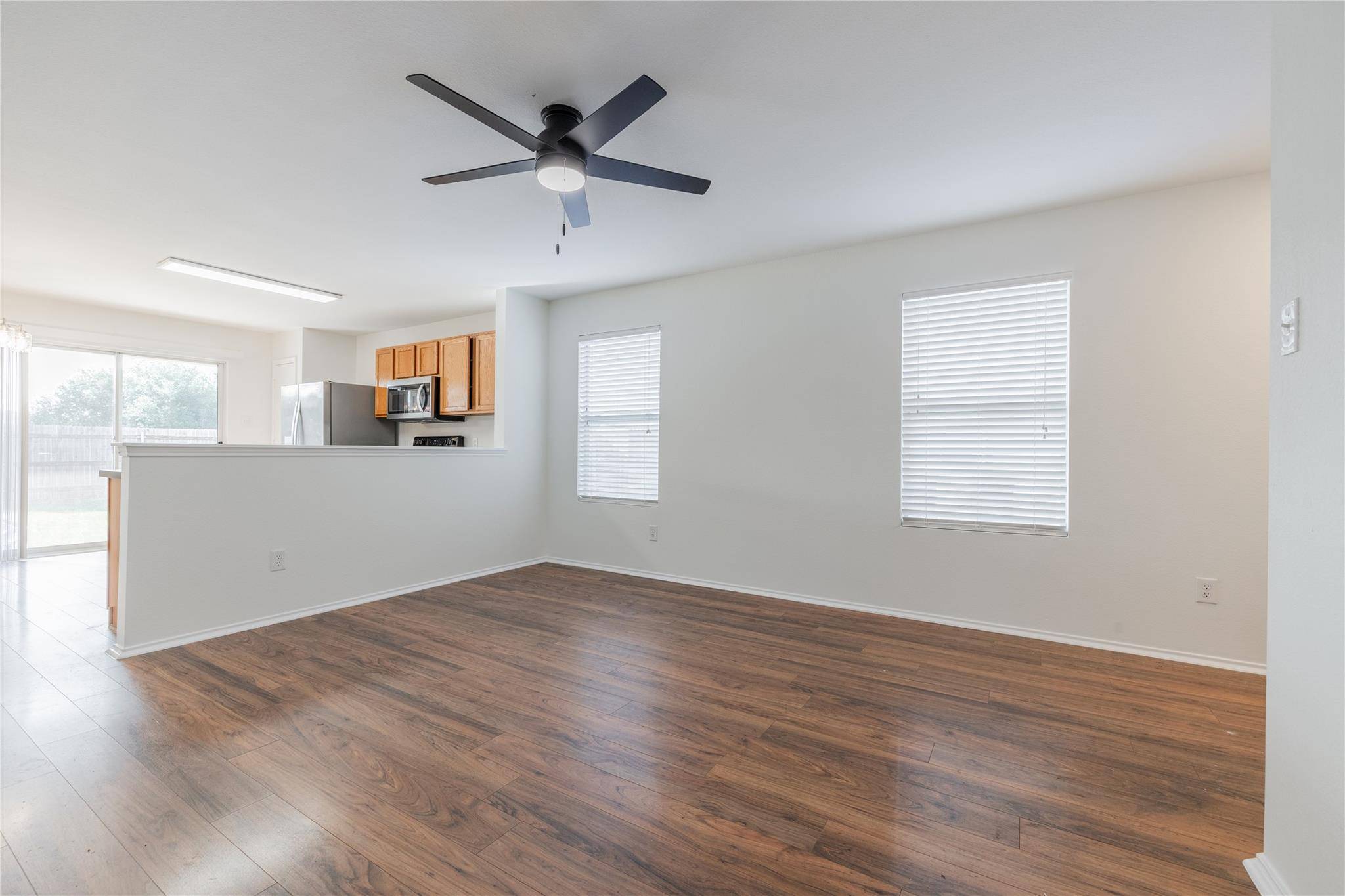 Hutto, TX 78634,306 Quail Hollow DR