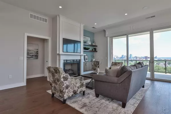 Covington, KY 41011,1150 Shavano Drive #16