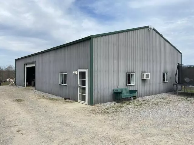 5019 Murphysville Road, Maysville, KY 41056