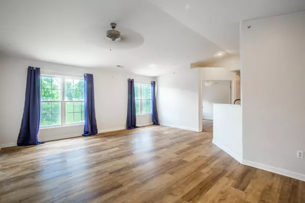 Florence, KY 41042,1852 Mimosa Trail #305