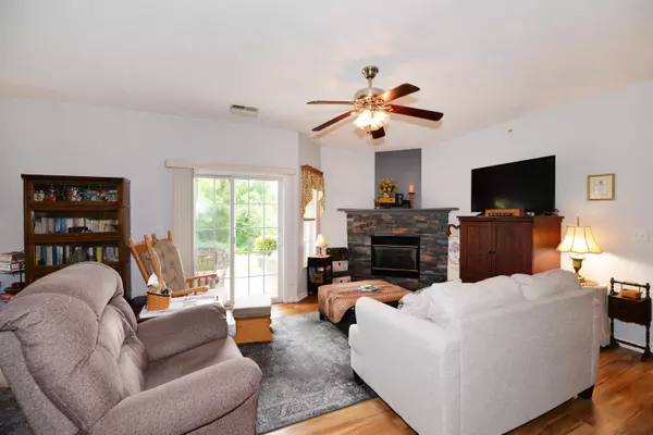 Florence, KY 41042,152 Saddlebrook Lane #467