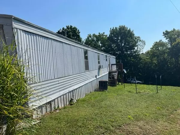 Williamstown, KY 41097,40 James Street