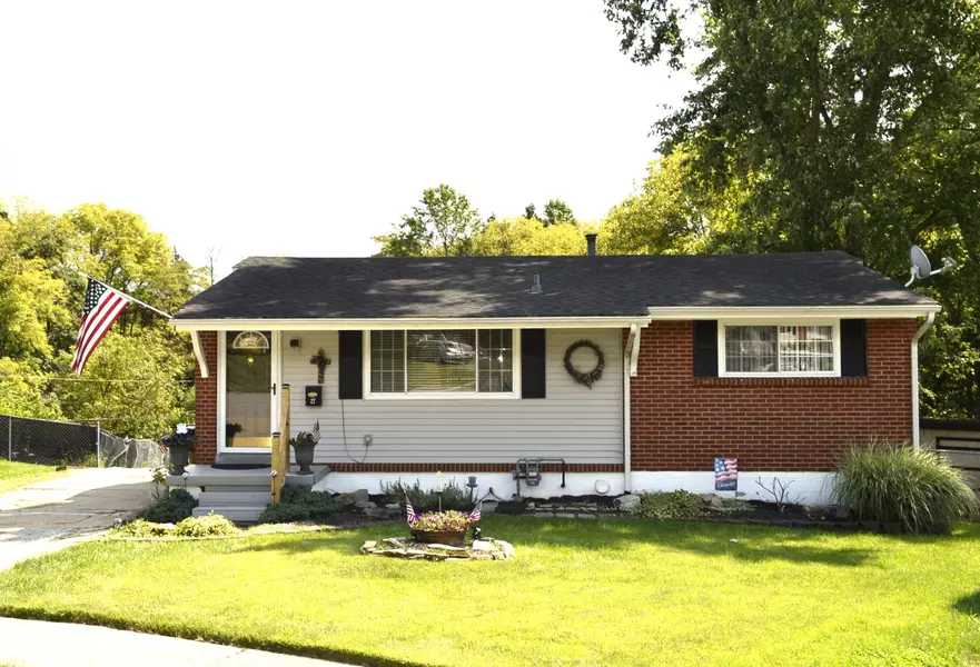 27 Elmwood Court, Alexandria, KY 41001