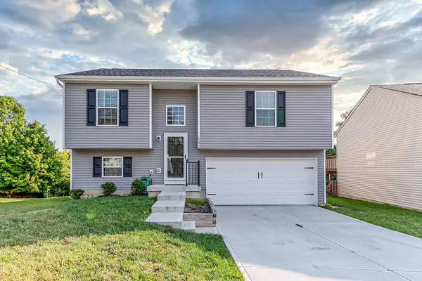 1592 Raintree Court, Elsmere, KY 41018