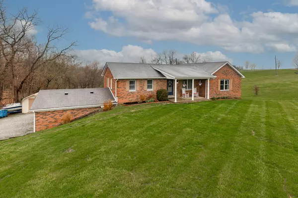 210 Simpson Ridge Road, Williamstown, KY 41097