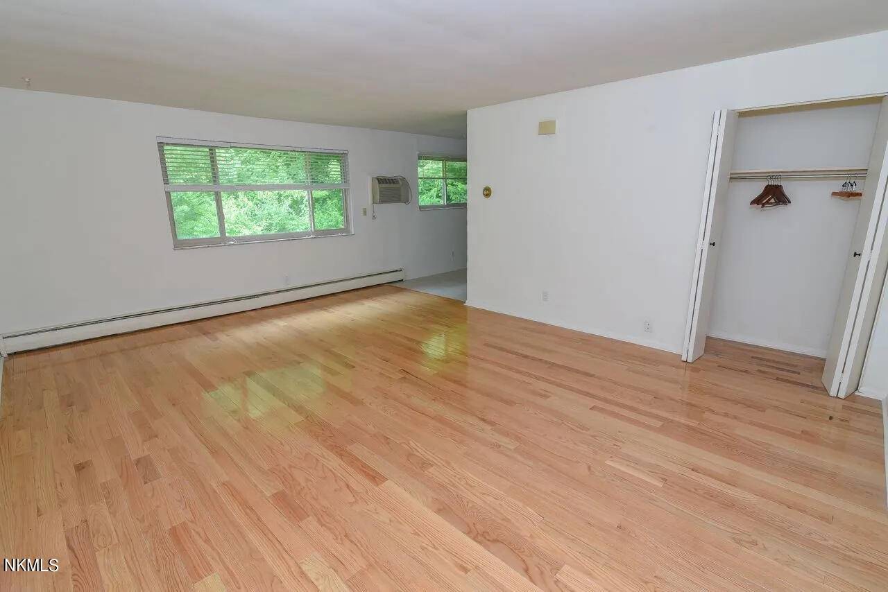 Covington, KY 41011,917 Highland Avenue #Various