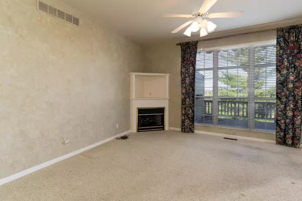 Villa Hills, KY 41017,1952 Marktwain Way