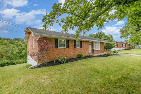 Williamstown, KY 41097,323 Southern Drive