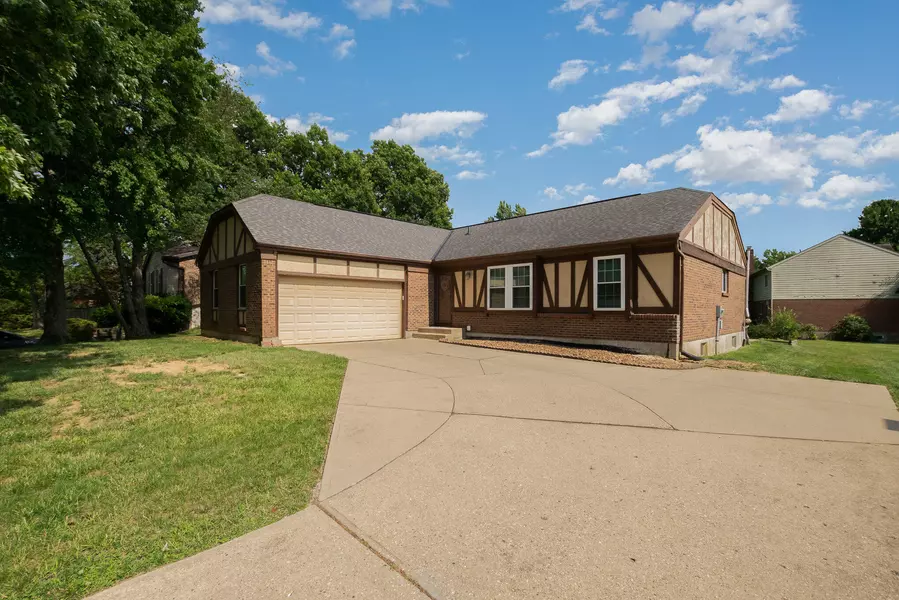 843 Deena Drive, Villa Hills, KY 41017