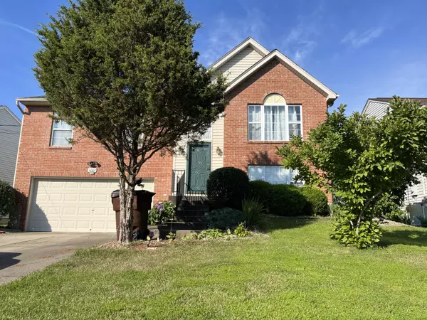 1007 Shadowridge Drive, Elsmere, KY 41018