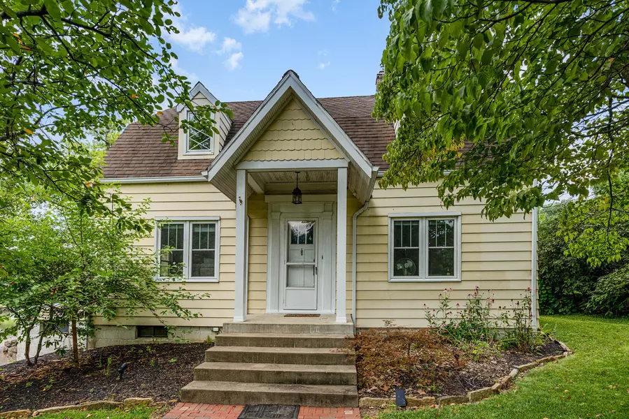 2574 Amsterdam Road, Villa Hills, KY 41017