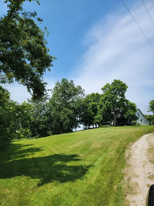 Carlisle, KY 40311,3471 Bald Hill Road