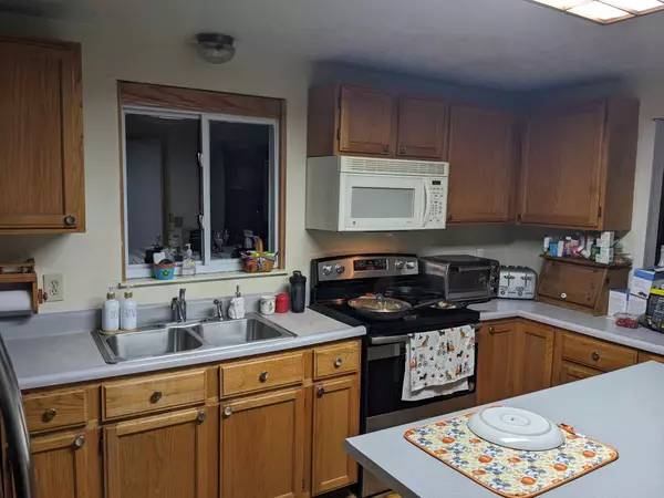 Burlington, KY 41005,3017 Featherstone Drive