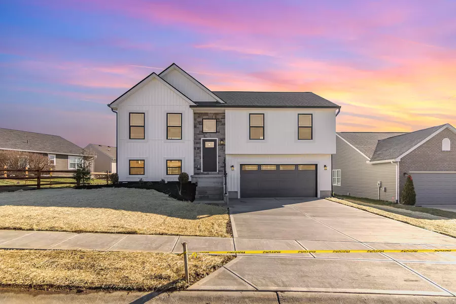 106 Keeneland Drive, Williamstown, KY 41097