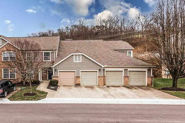 2105 Clareglen Court #203, Crescent Springs, KY 41017