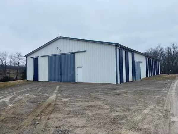 Berry, KY 41003,9464 Hwy 330 W