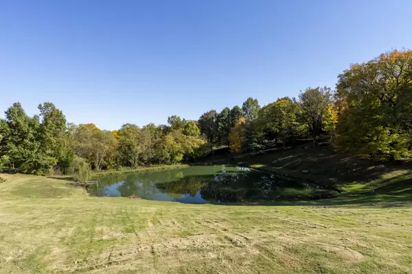 Ryland Heights, KY 41015,9985 Decoursey Pike