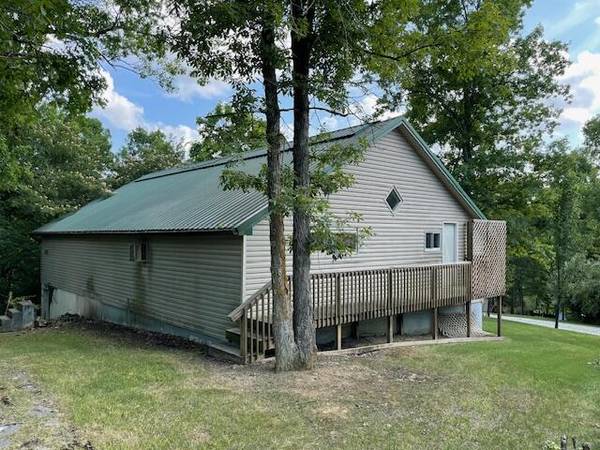 445 Elk Lake Resort Road #387-389, Owenton, KY 40359