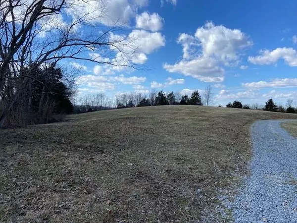 715 Hidden Acres, Mt. Olivet, KY 41064