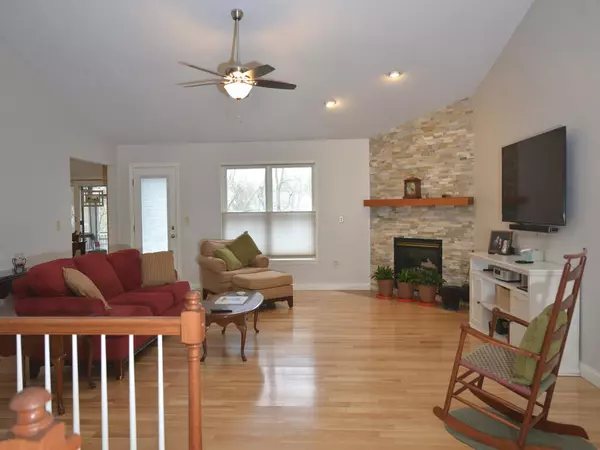 Villa Hills, KY 41017,694 Sunglow Street