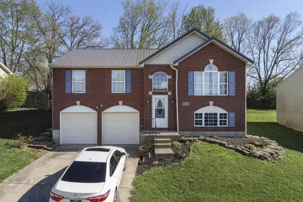 228 Redwood Drive, Dry Ridge, KY 41035