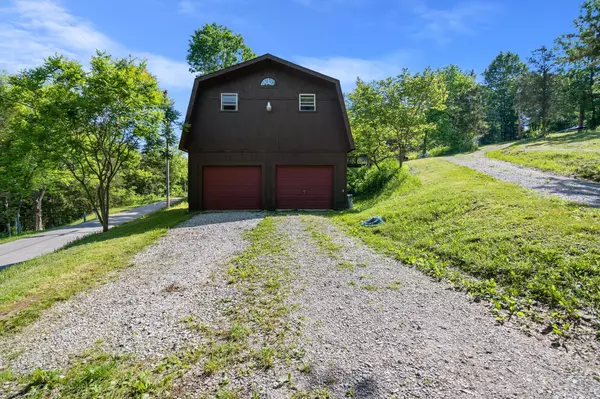 1030 Buckeye Hills Road, Falmouth, KY 41040