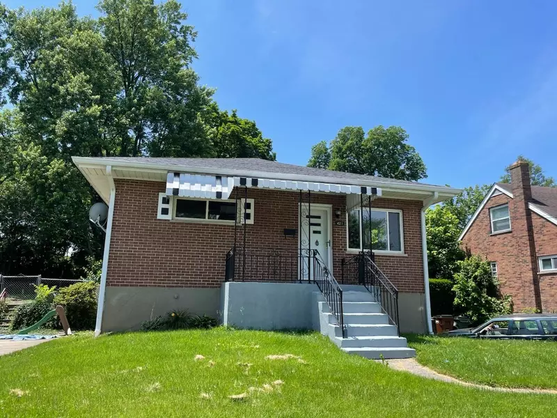 421 Swan Circle, Elsmere, KY 41018